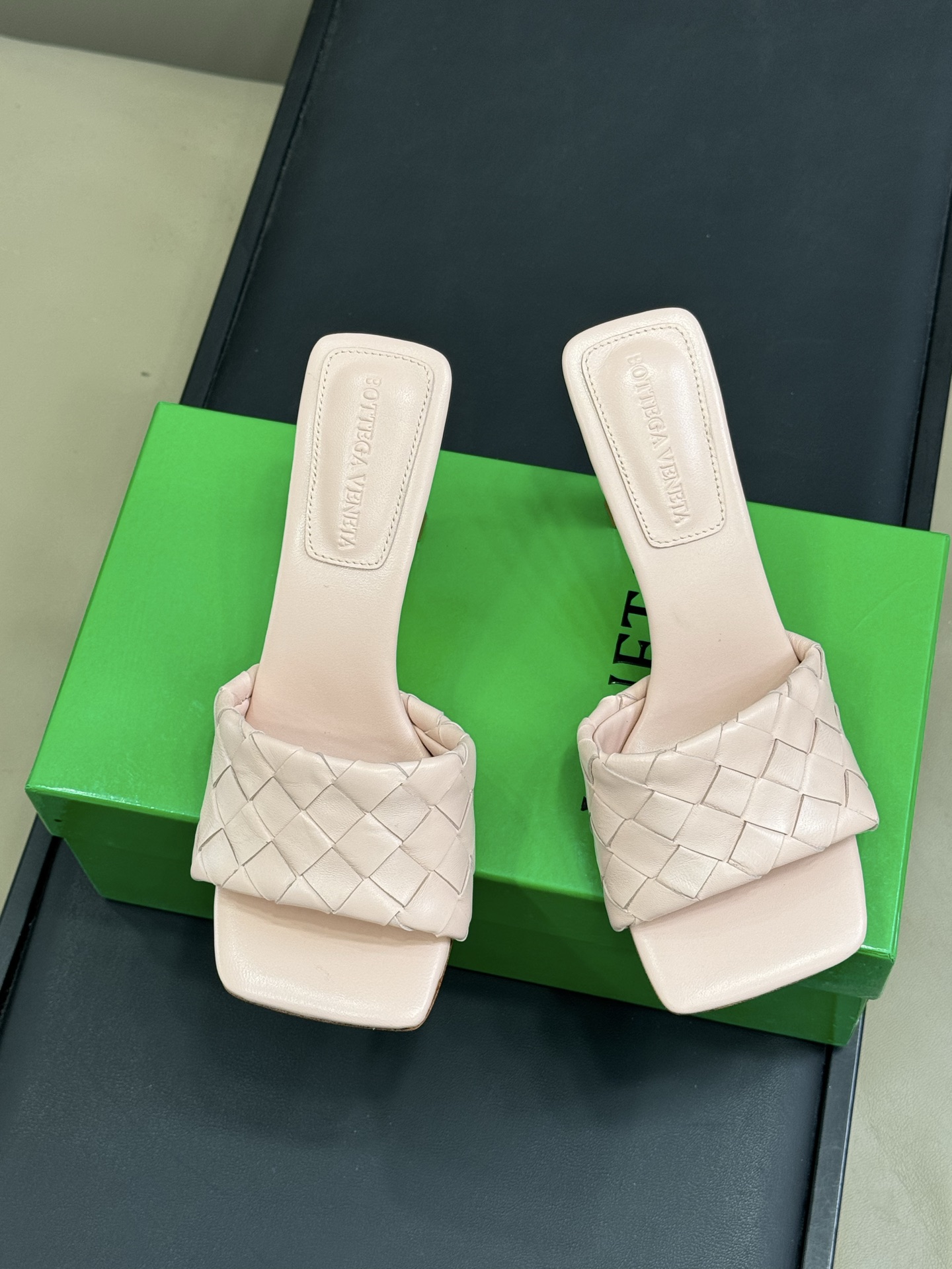 Bottega Venet* Slides(EU35-42)