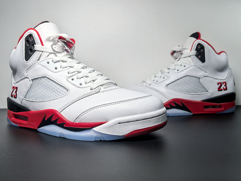 Air Jordan 5 “Fire Red Black Tongue”HQ7978-101