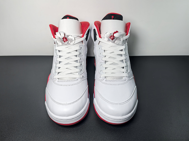 Air Jordan 5 “Fire Red Black Tongue”HQ7978-101