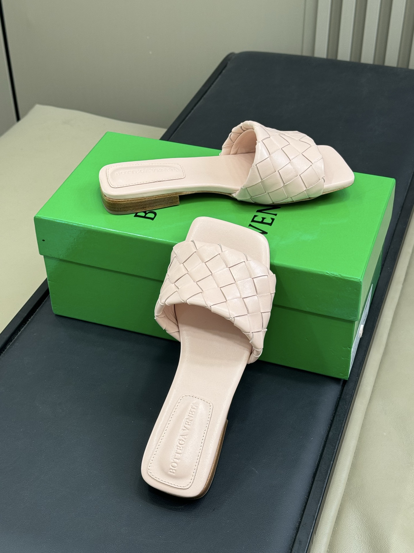 Bottega Venet* Slides(EU35-42)