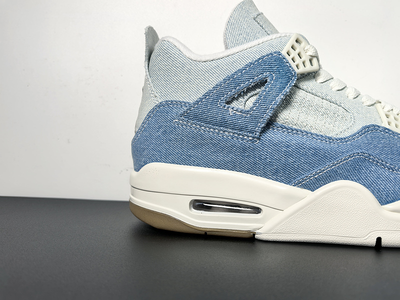 Air Jordan 4 Denim 