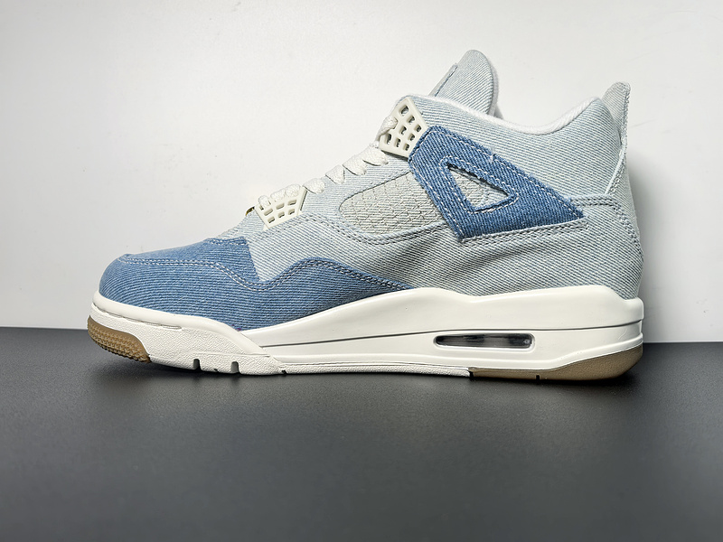 Air Jordan 4 Denim 