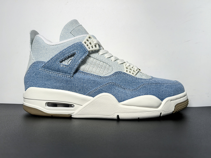 Air Jordan 4 Denim 