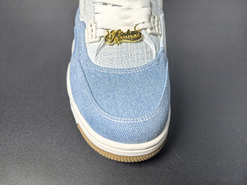 Air Jordan 4 Denim 