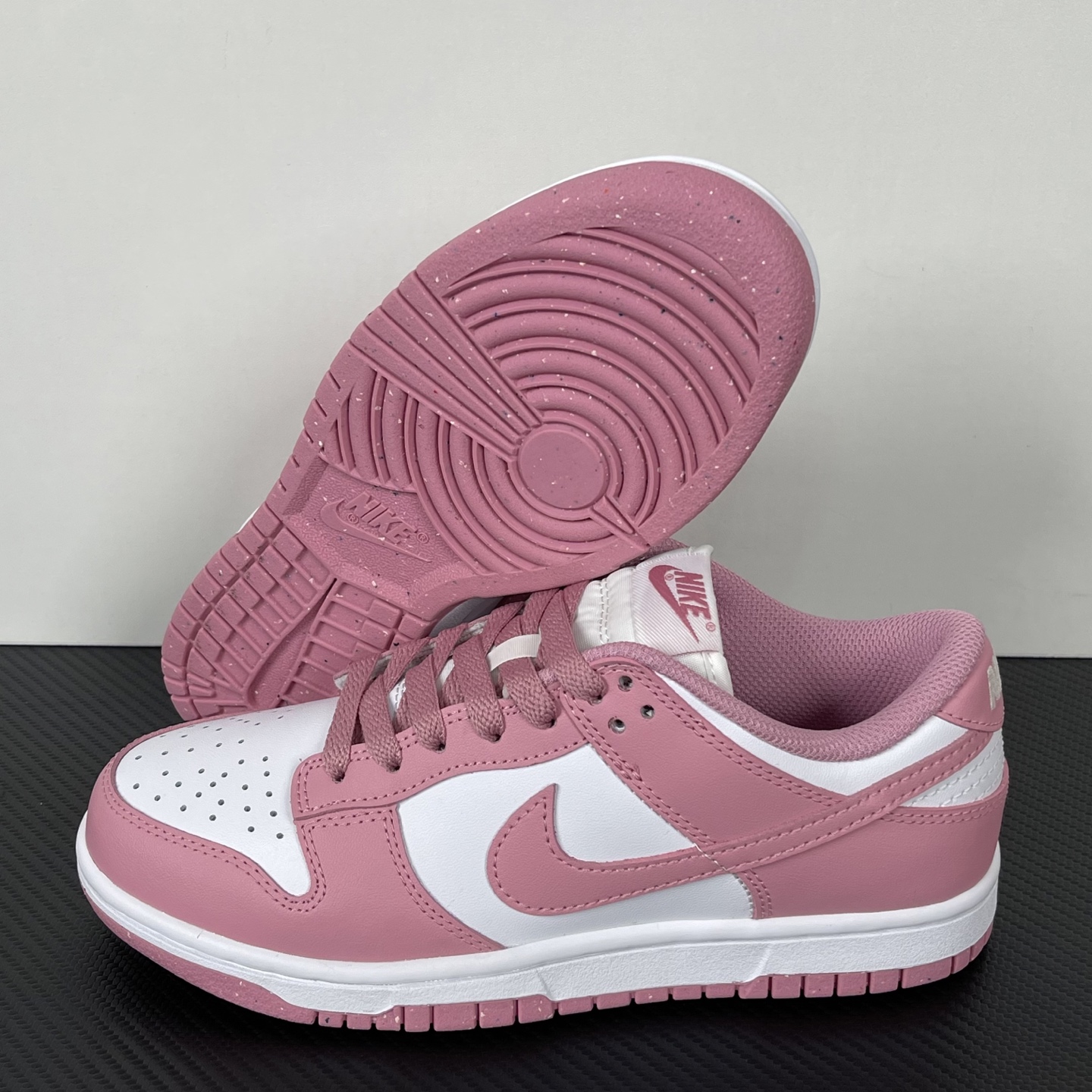Nike Dunk Low DD1873-112