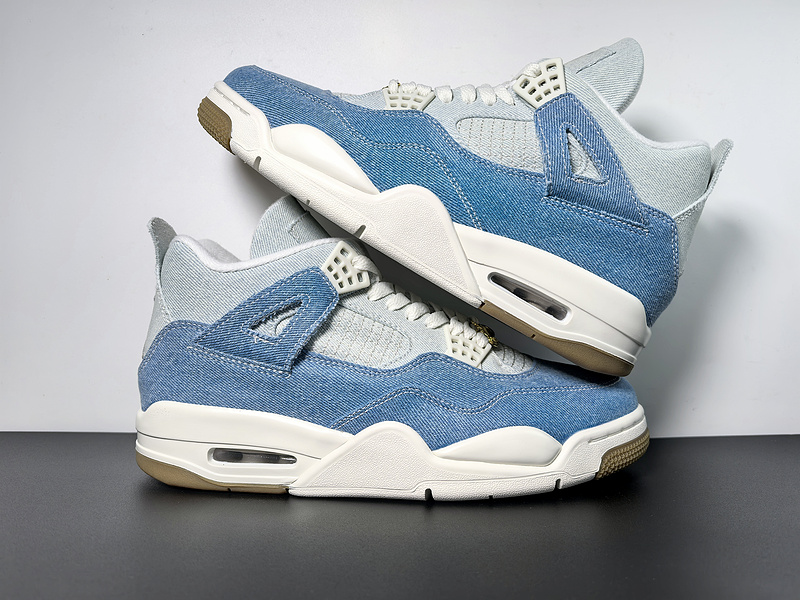 Air Jordan 4 Denim 