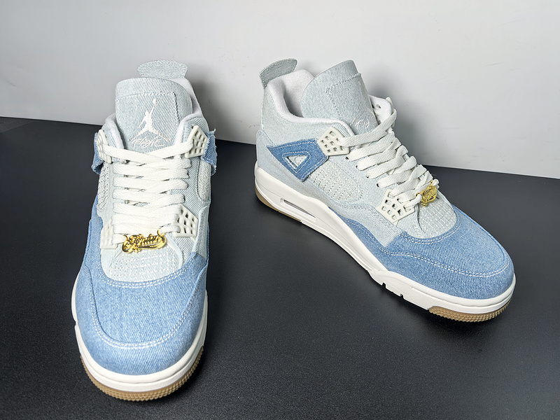 Air Jordan 4 Denim 