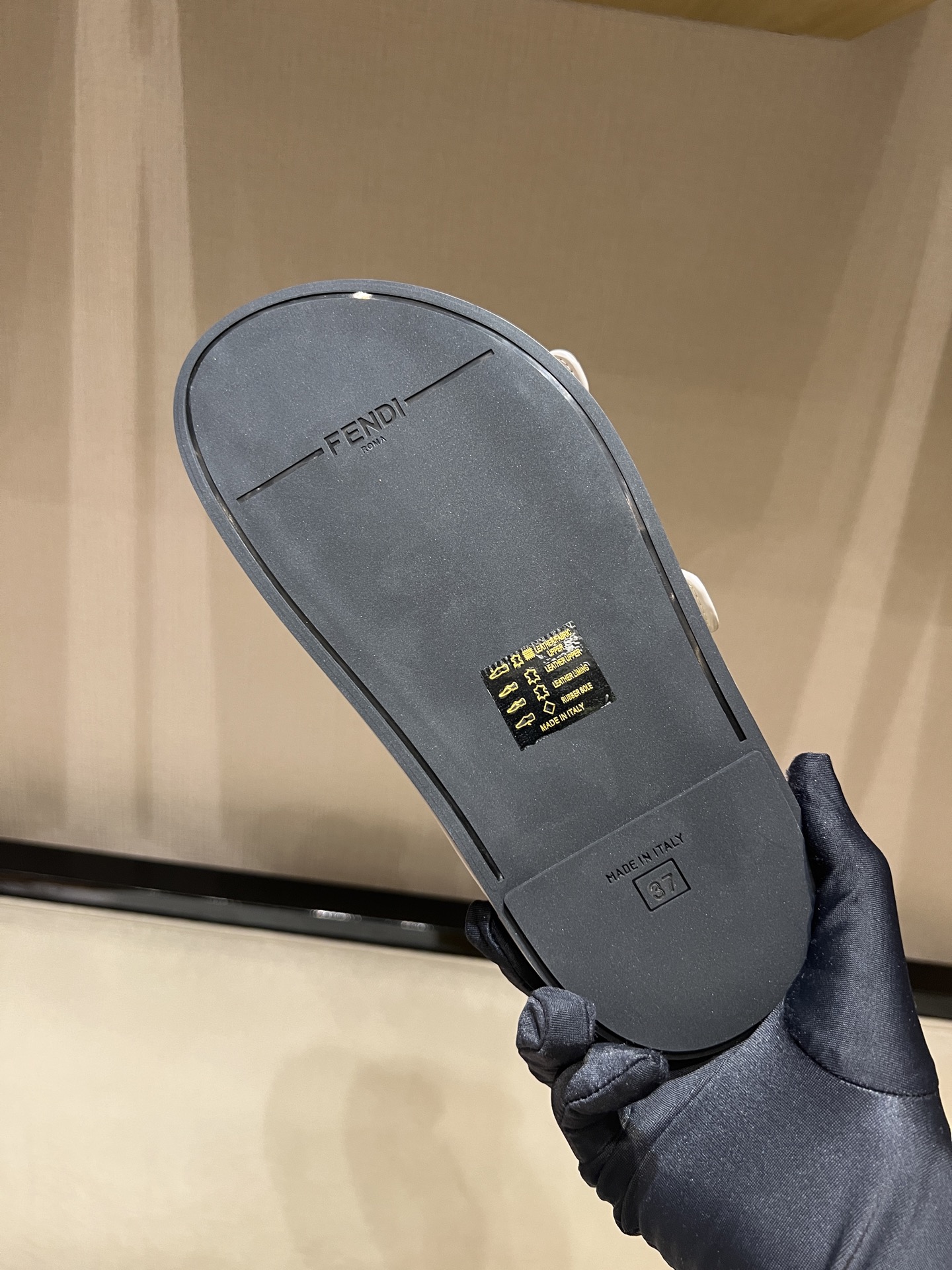 Fendi 2025ss Baguette Slides(EU35-41)