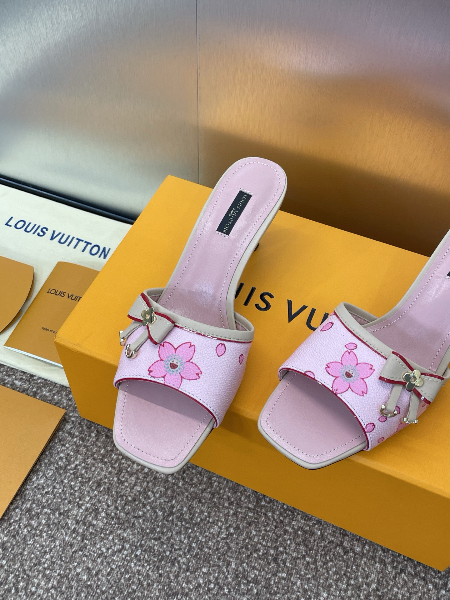 Louis Vuitton Slides-5.5CM(EU35-41)