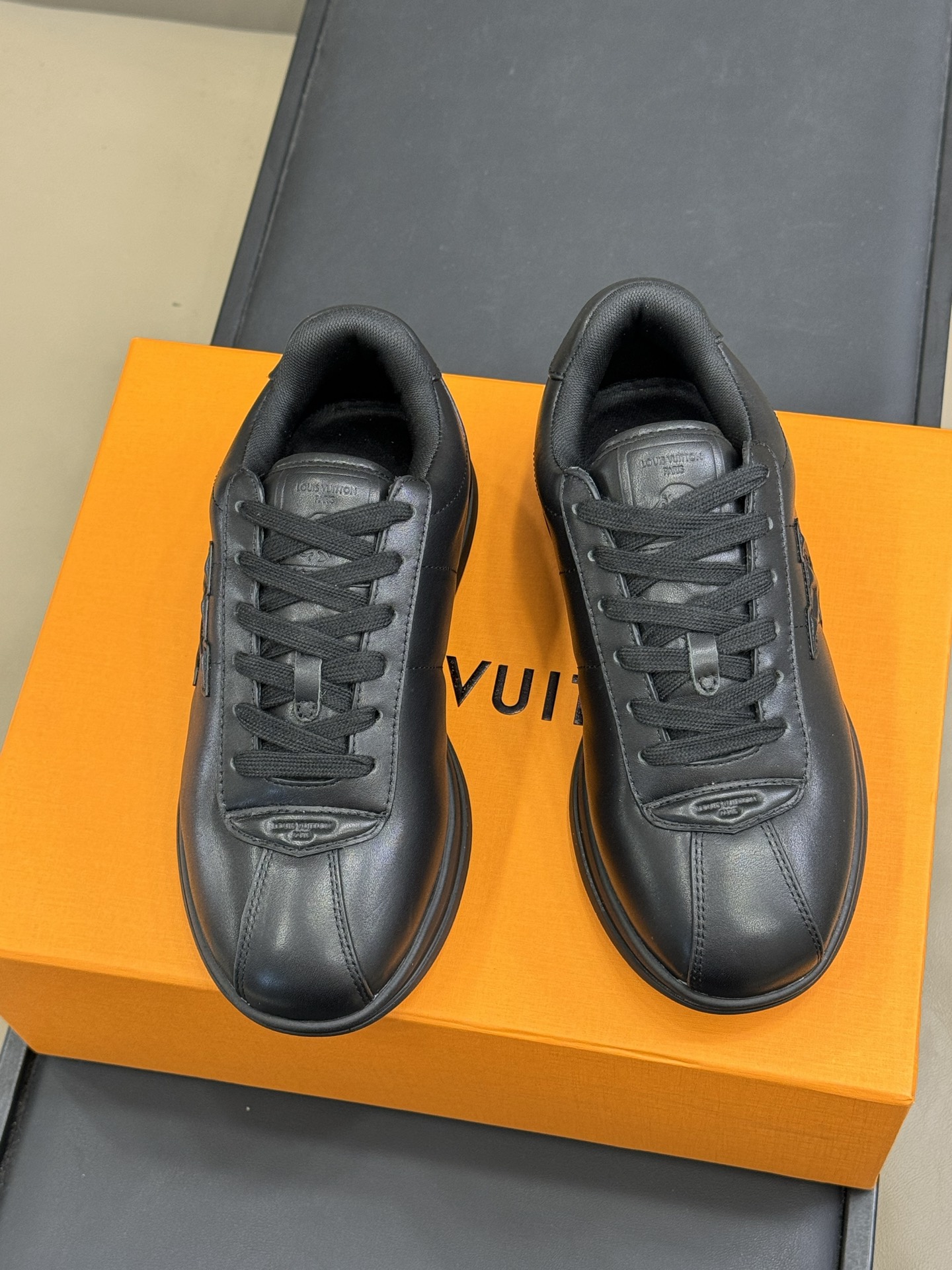 Lou*s Vuitton Buttersoft Sneakers(EU35-46)
