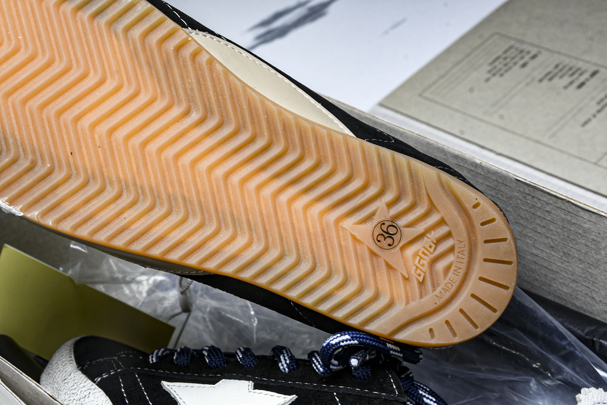 Golden Goose True Star 25s(EU35-45)