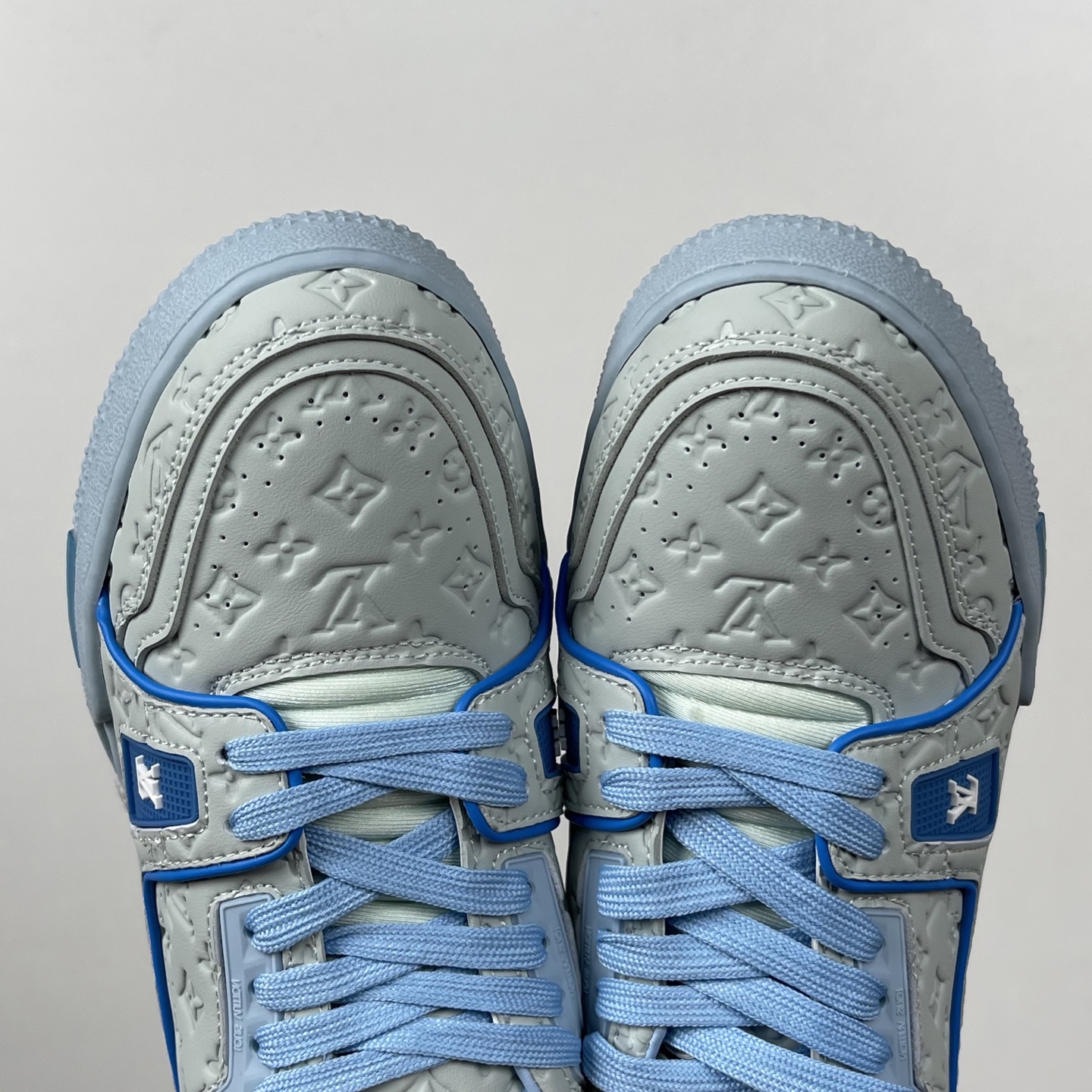 Louis Vuitton Trainer Sneakers(EU40-46)