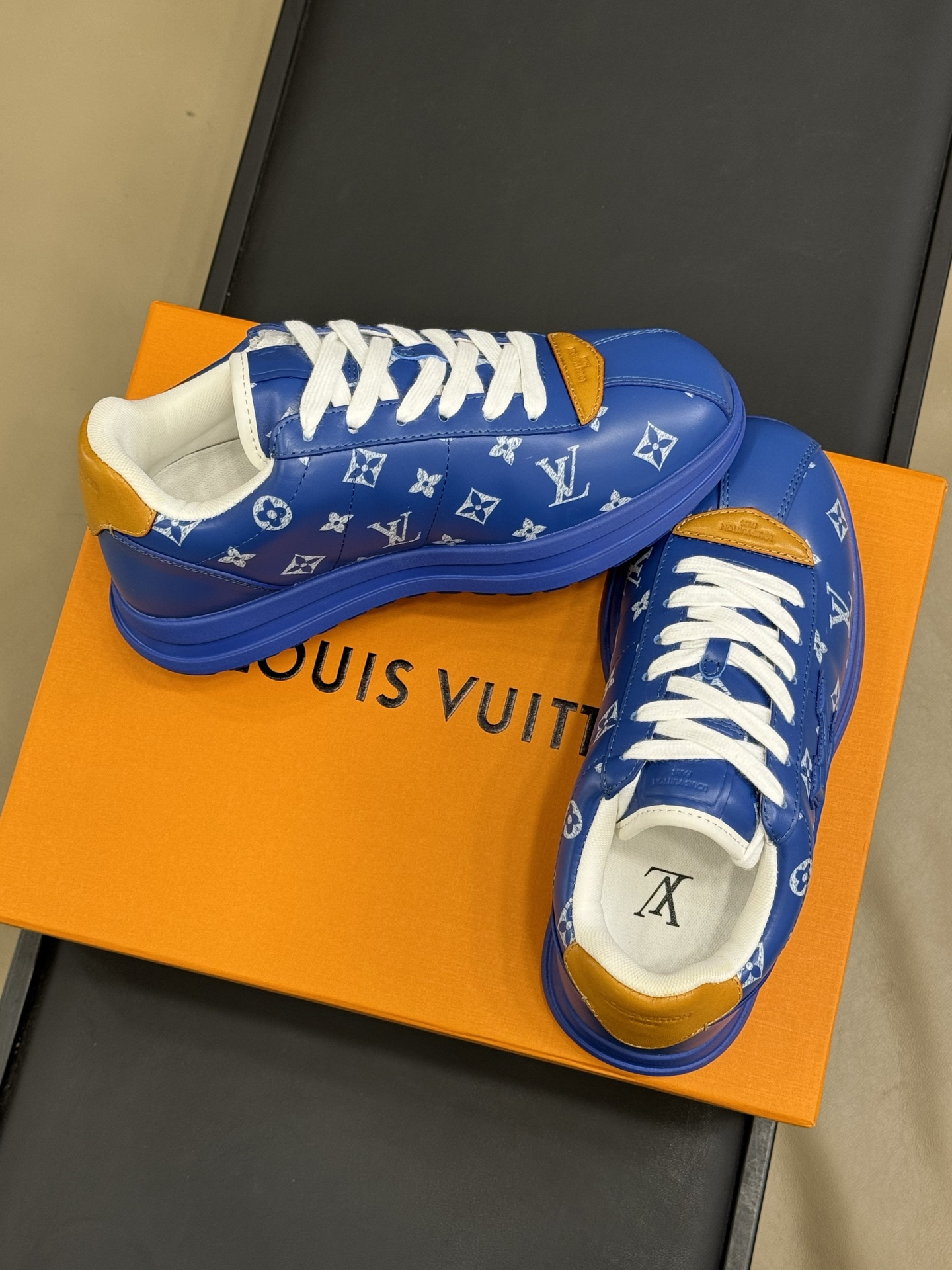 Lou*s Vuitton Buttersoft Sneakers(EU35-46)