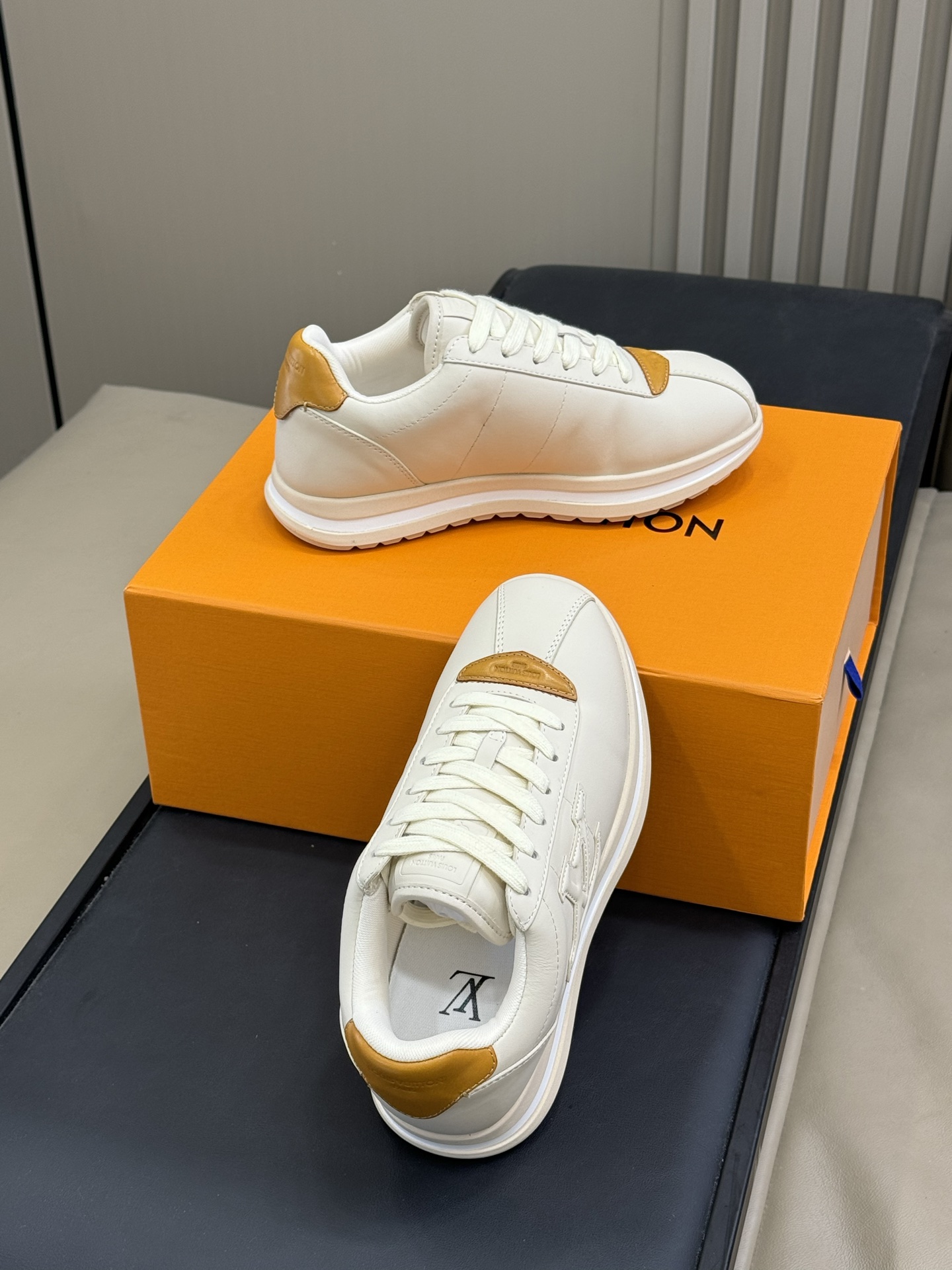 Lou*s Vuitton Buttersoft Sneakers(EU35-46)