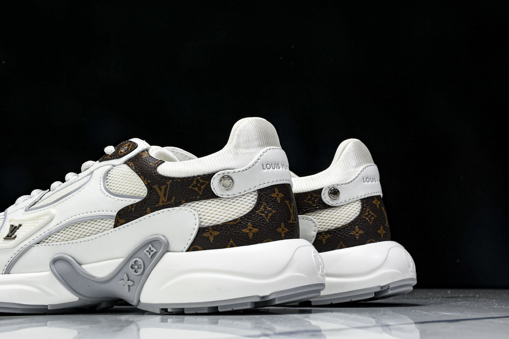 Lou*s Vuitton Olympia Sneakers(EU35-45)