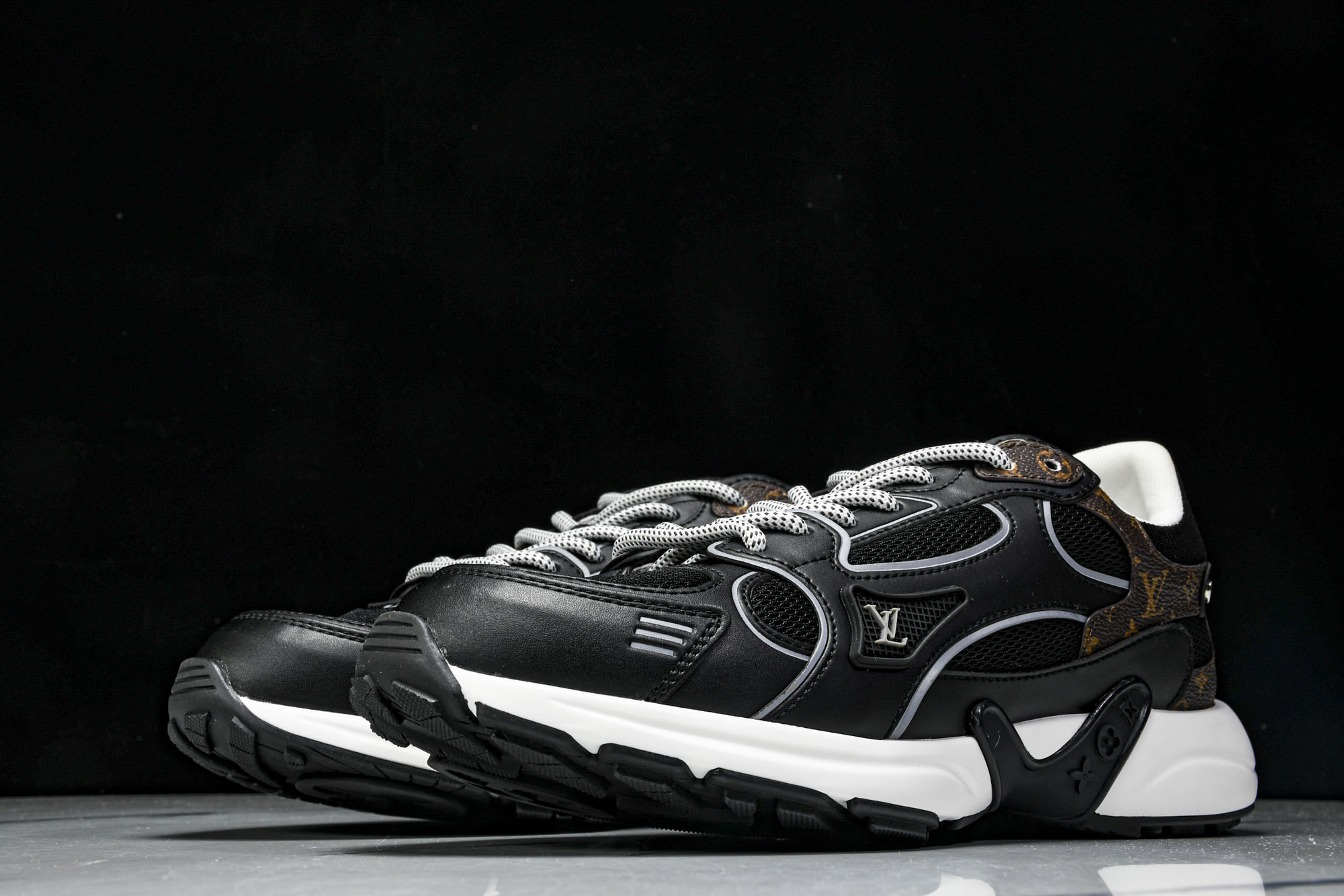 Lou*s Vuitton Olympia Sneakers(EU35-45)