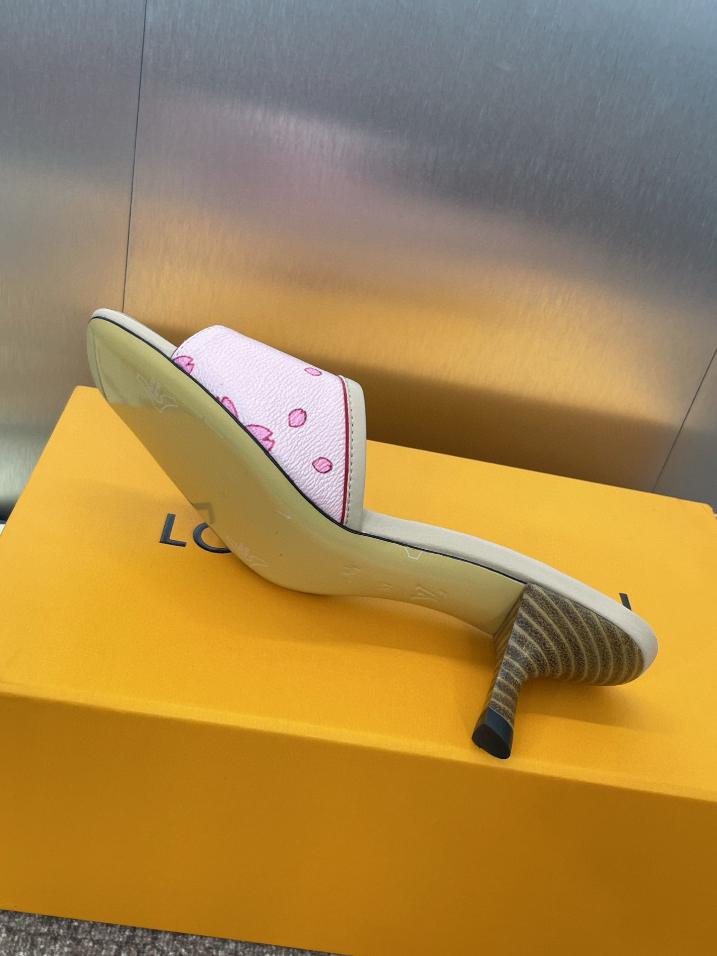 Louis Vuitton Slides-5.5CM(EU35-41)