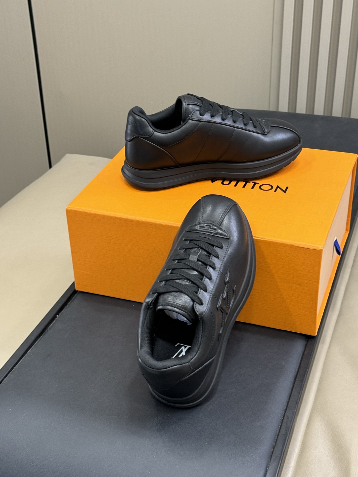 Lou*s Vuitton Buttersoft Sneakers(EU35-46)