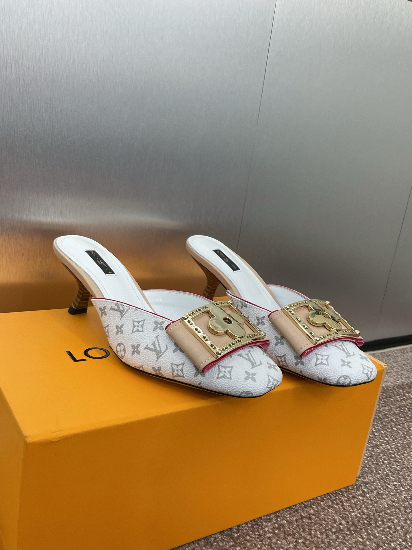 Louis Vuitton Slides-5.5CM(EU35-41)