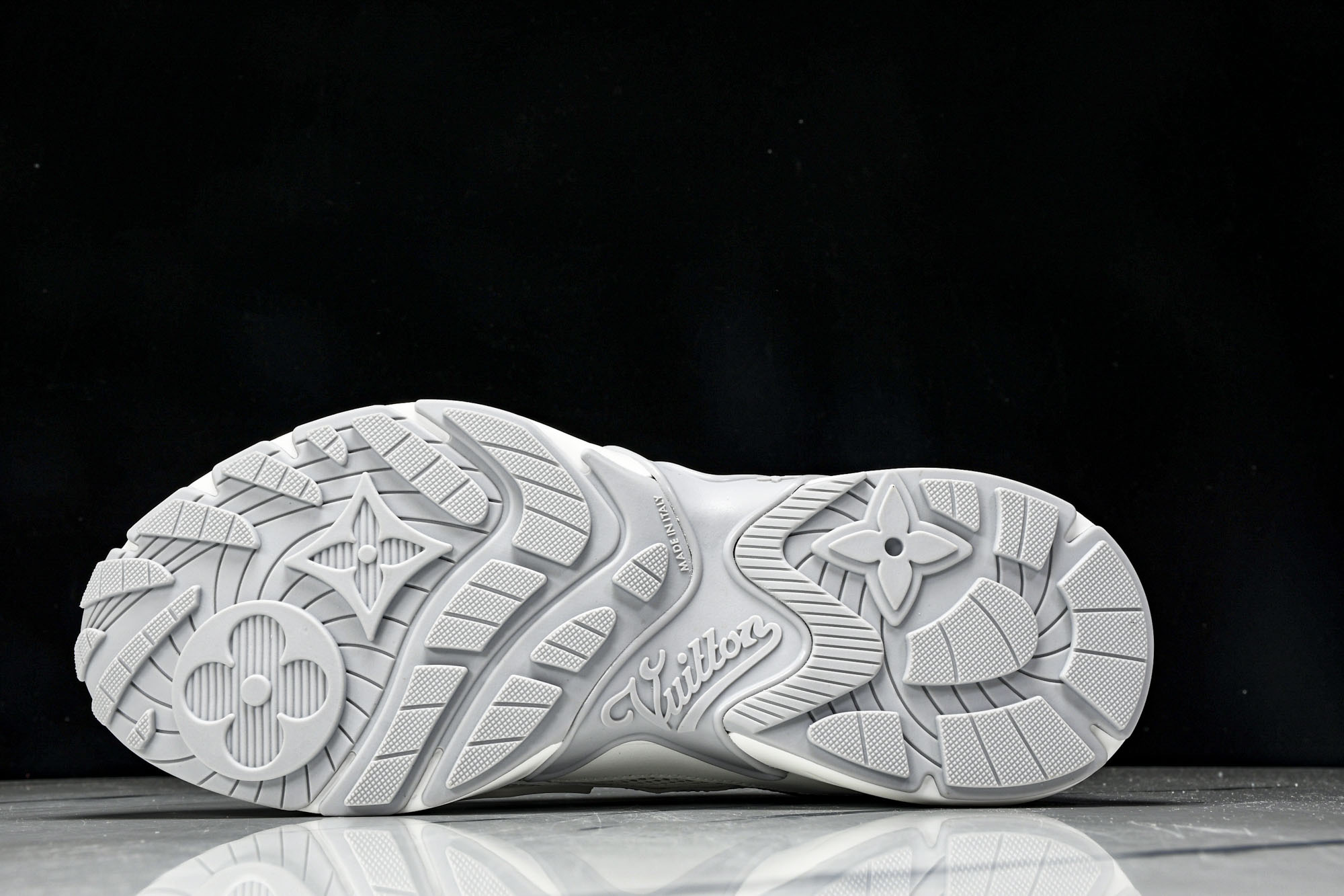 Lou*s Vuitton Olympia Sneakers(EU35-45)