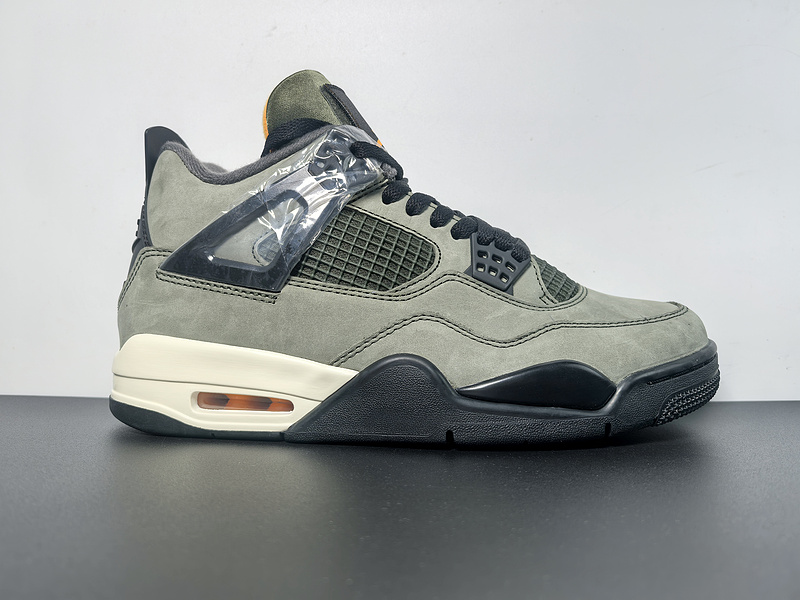 UNDEFEATED x Air Jordan 4 OG IB1519-200