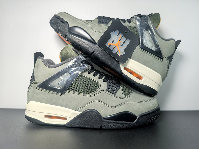 UNDEFEATED x Air Jordan 4 OG IB1519-200