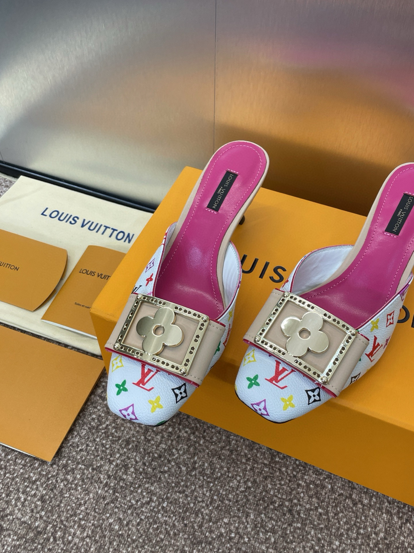Louis Vuitton Slides-5.5CM(EU35-41)