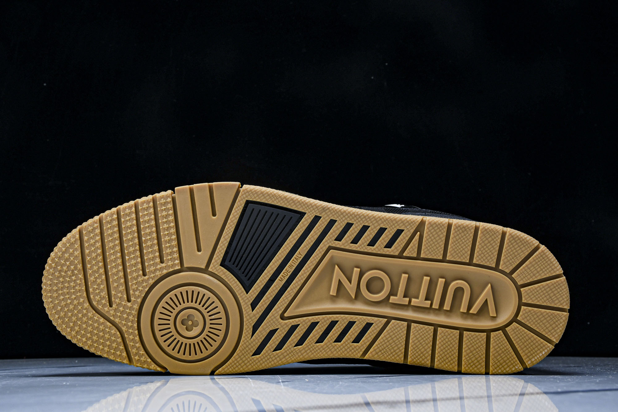 Lou*s Vuitton Trainer Sneakers(EU35-46)