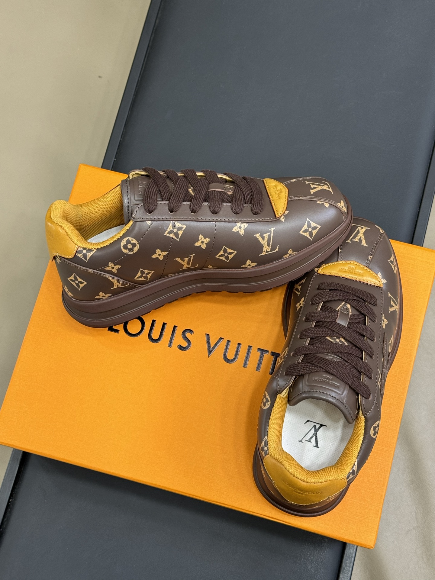 Lou*s Vuitton Buttersoft Sneakers(EU35-46)