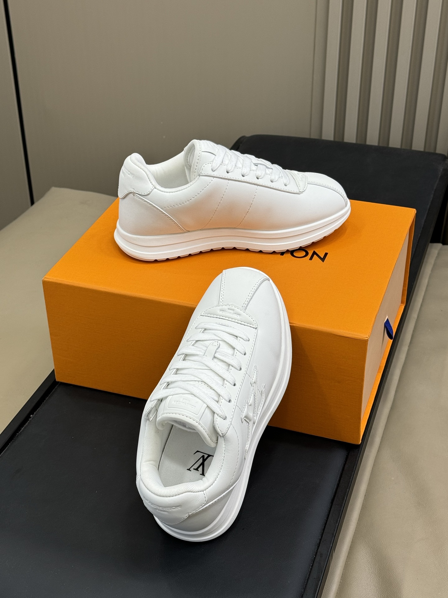 Lou*s Vuitton Buttersoft Sneakers(EU35-46)