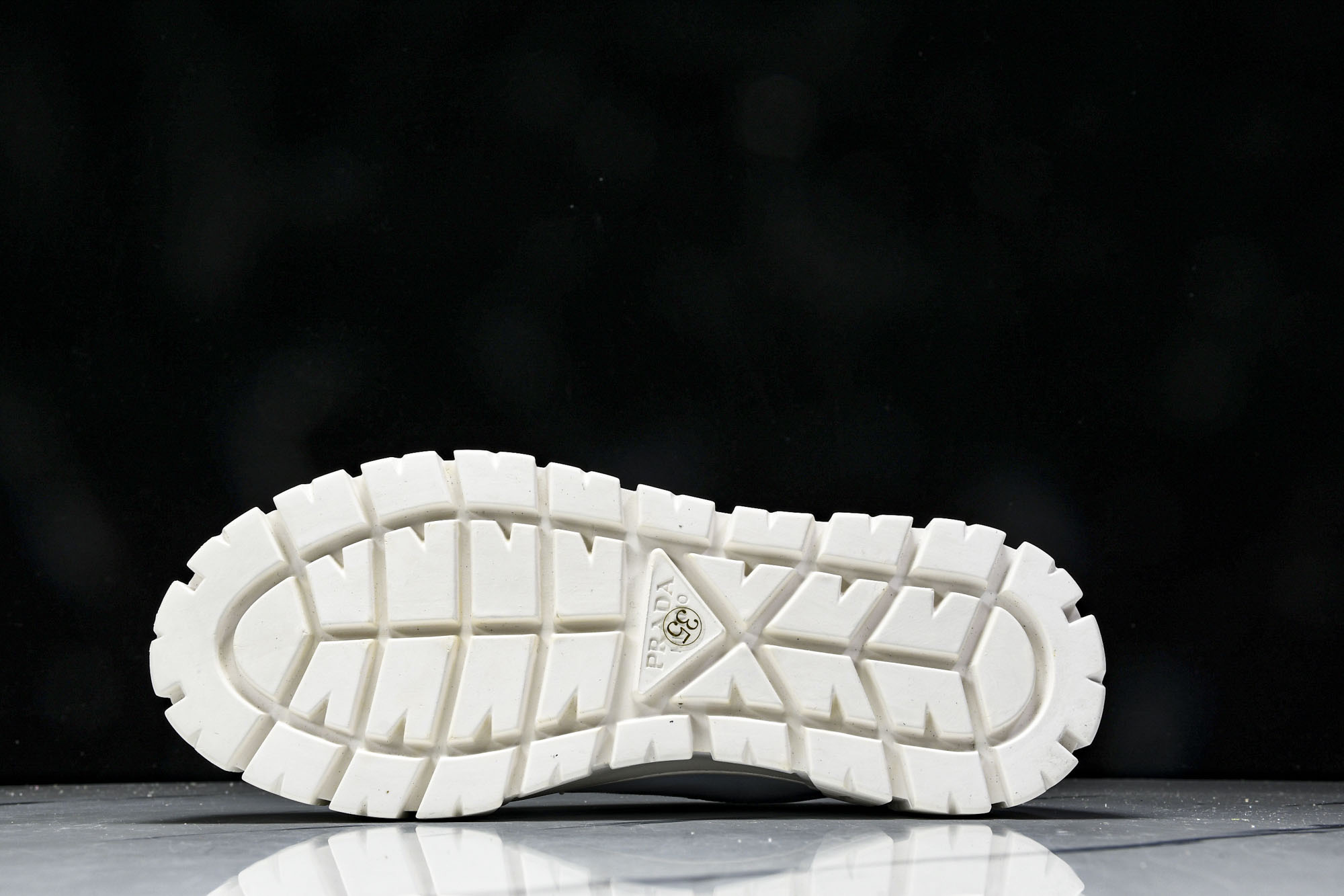 Prad*a Wheel Double Sneakers(EU35-41)