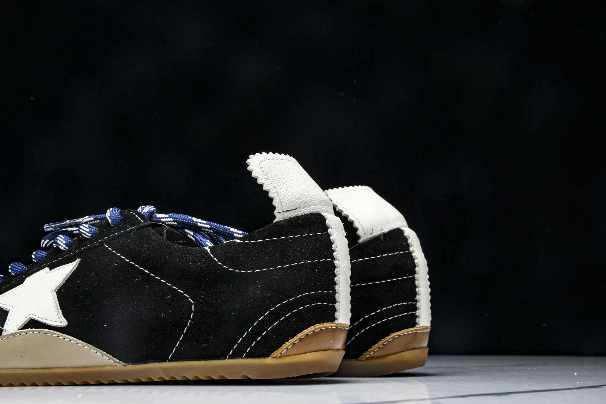 Golden Goose True Star 25s(EU35-45)