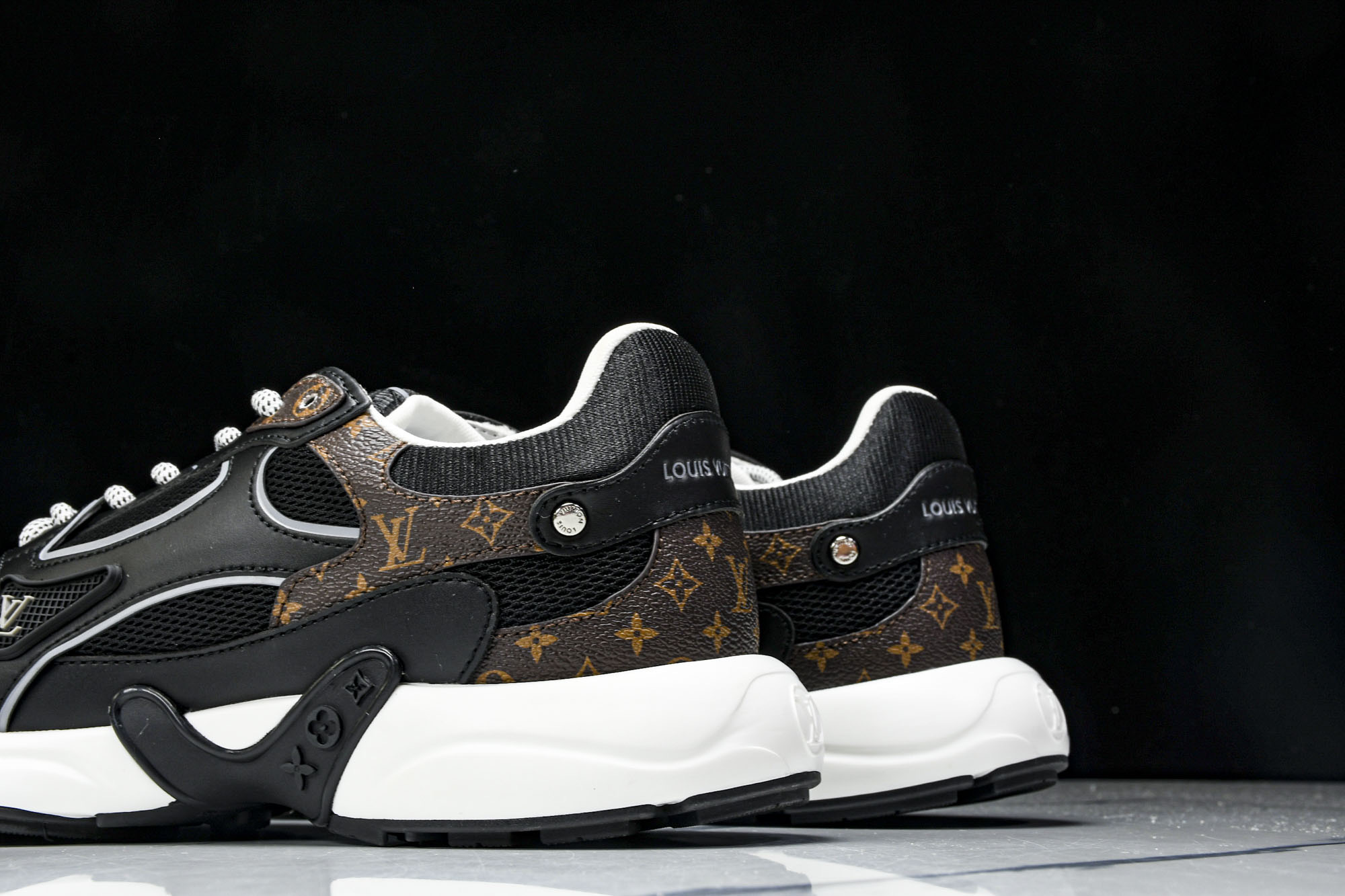 Lou*s Vuitton Olympia Sneakers(EU35-45)