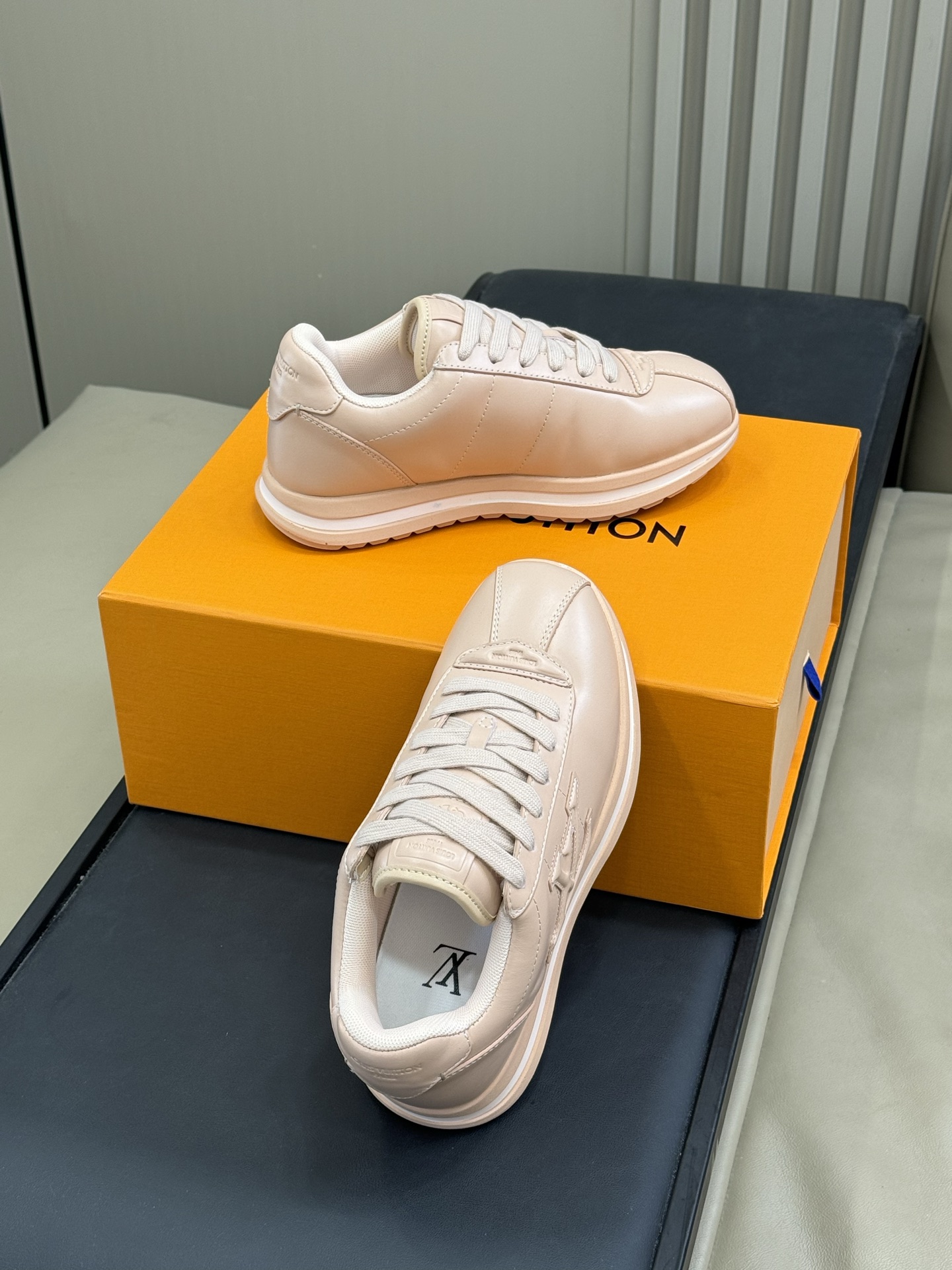 Lou*s Vuitton Buttersoft Sneakers(EU35-46)