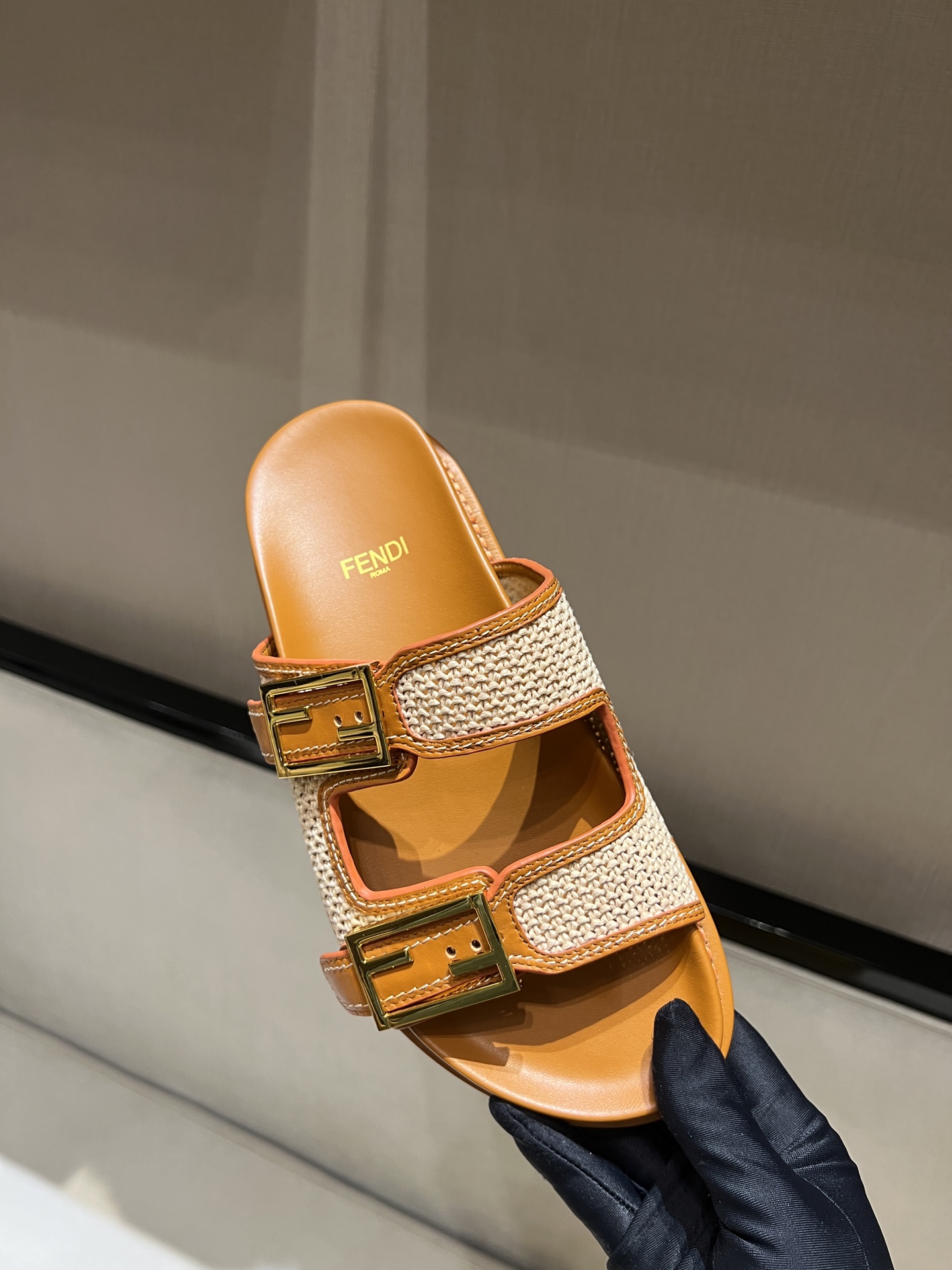 Fendi 2025ss Baguette Slides(EU35-41)