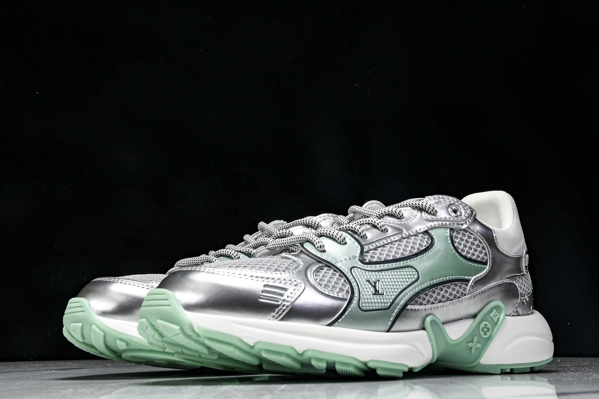 Lou*s Vuitton Olympia Sneakers(EU35-45)