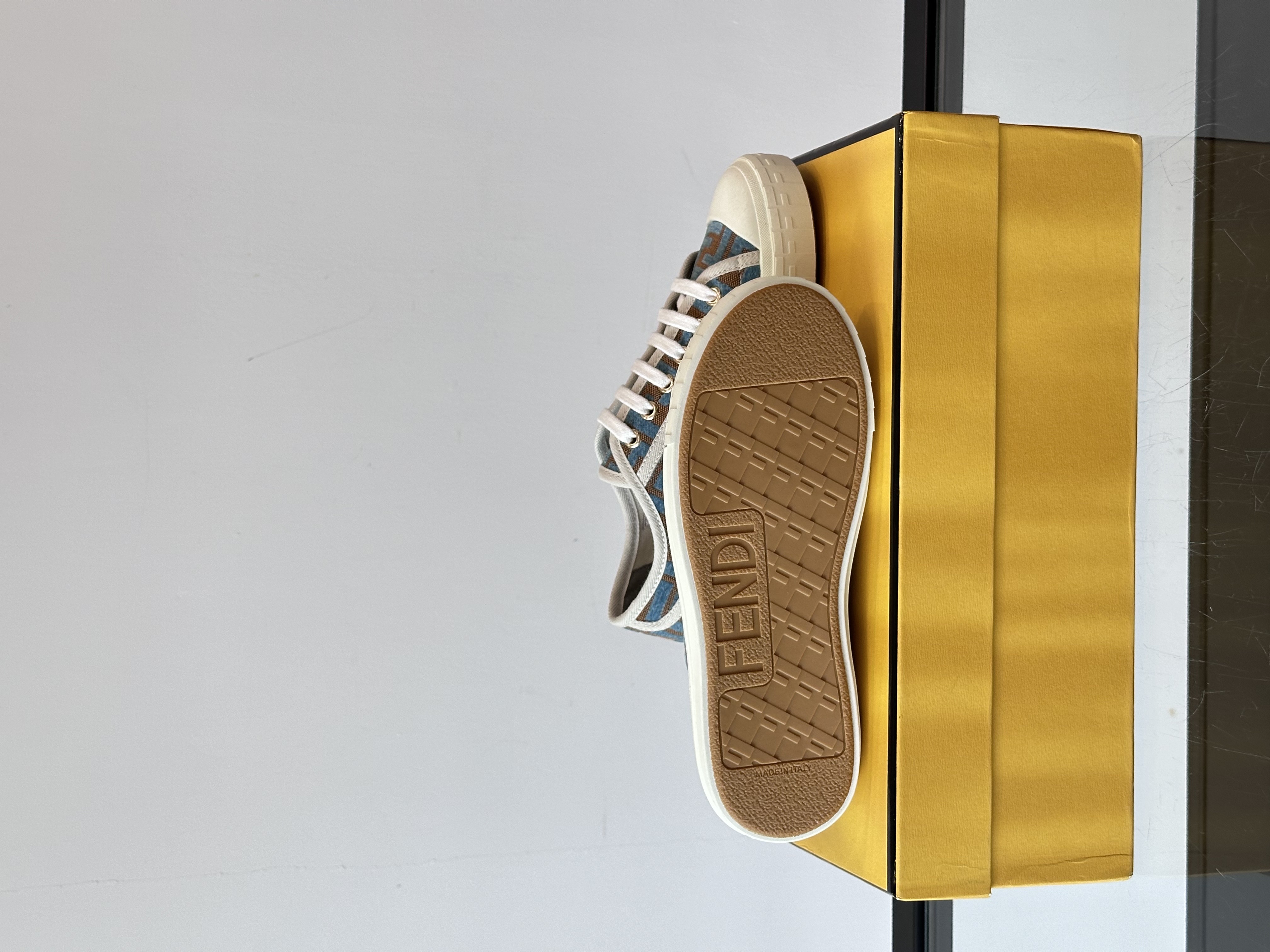 Fend* 2025ss Sneakers(EU35-45)