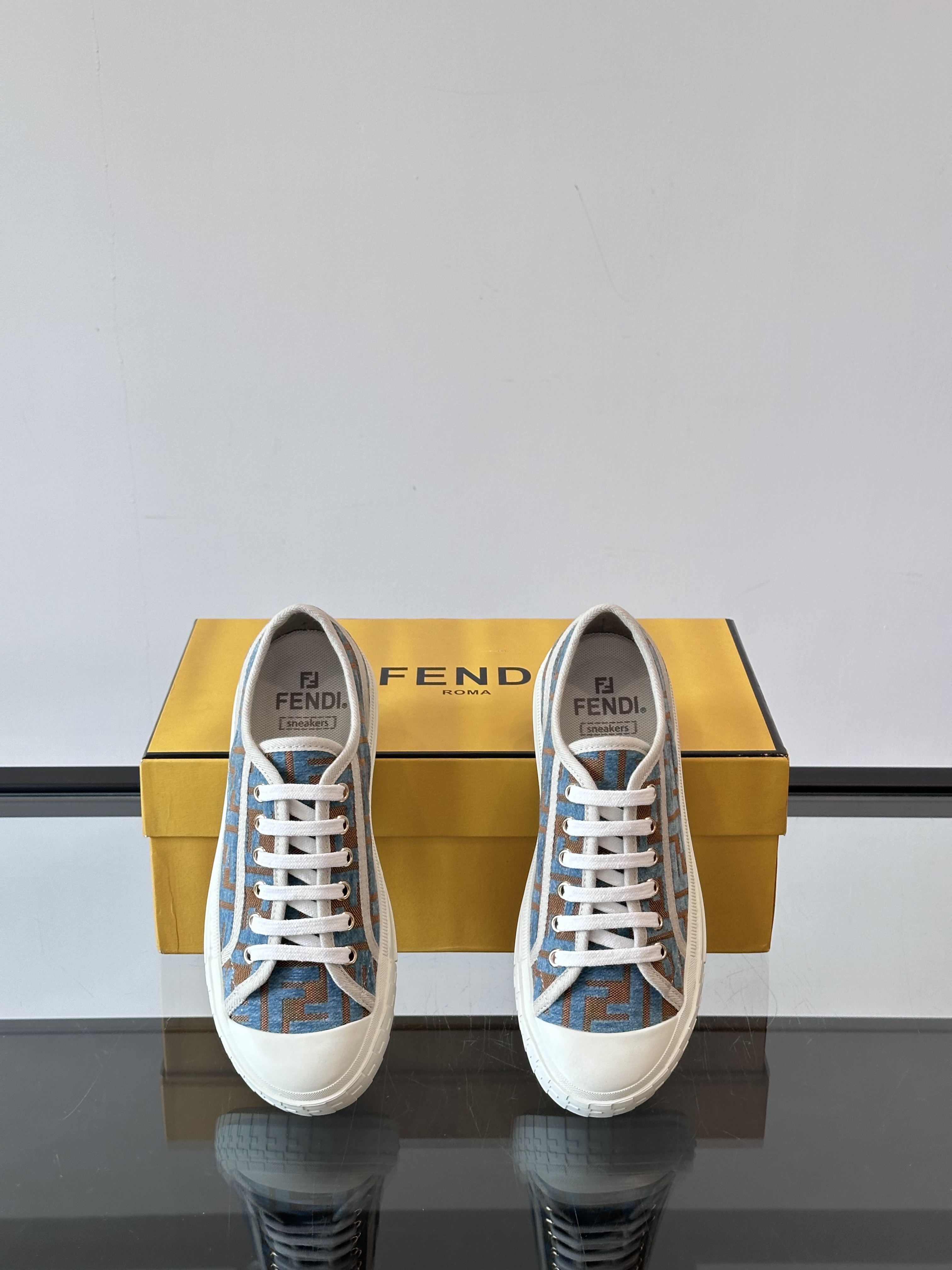 Fend* 2025ss Sneakers(EU35-45)