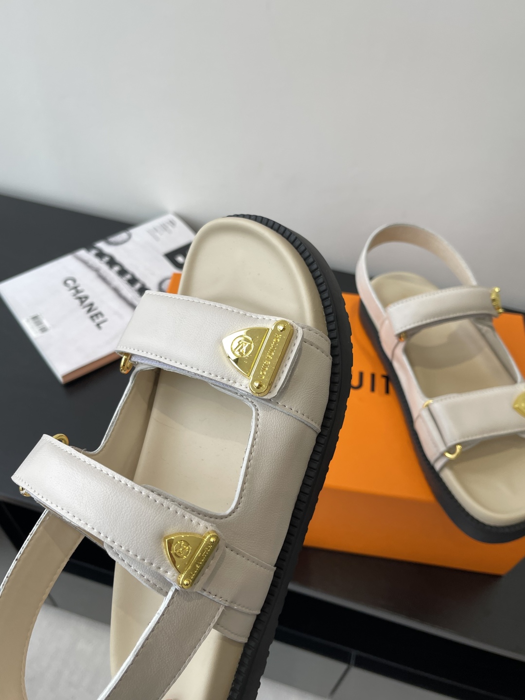 Louis Vuitt0n Slides(EU35-46)