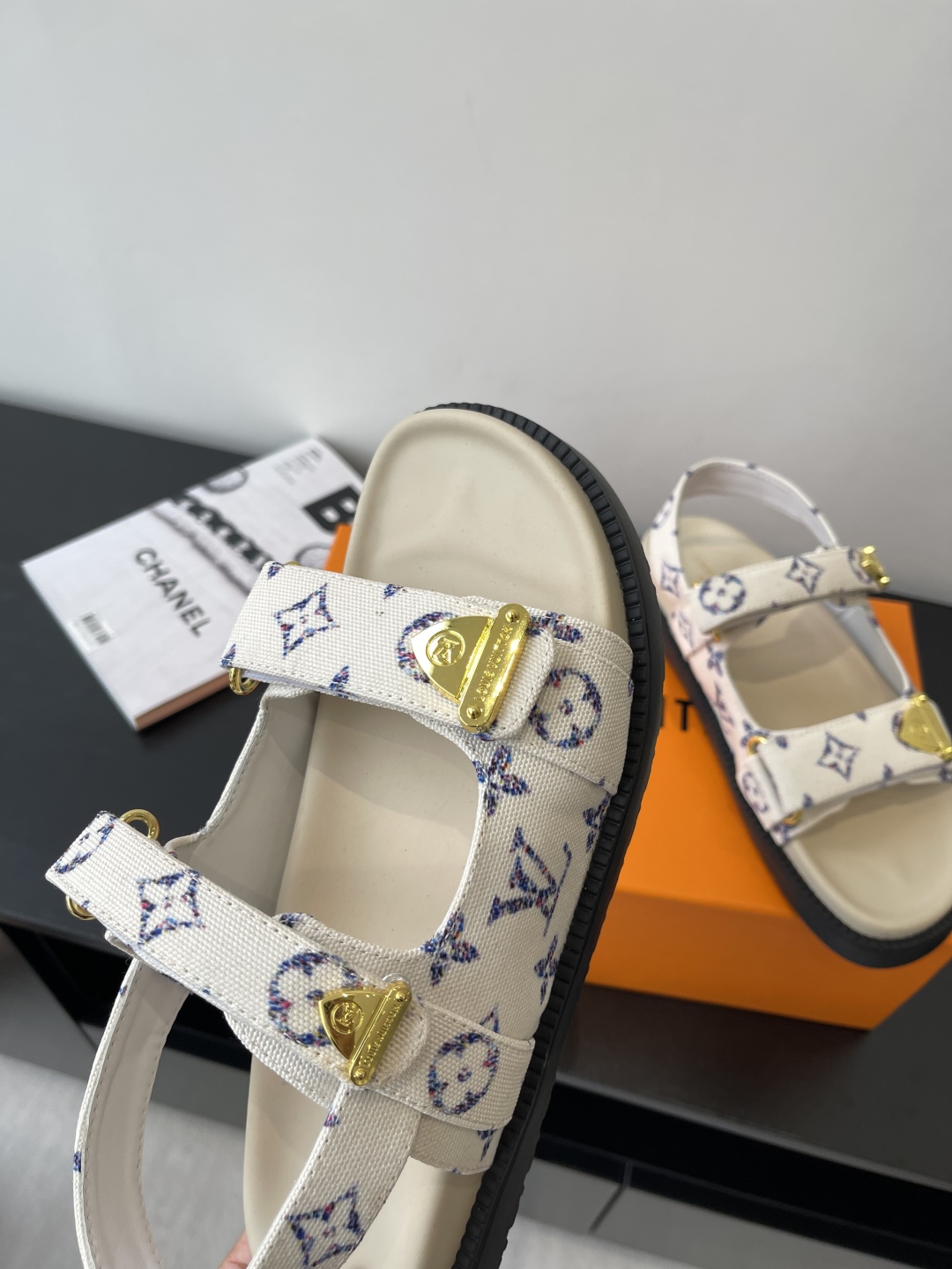 Louis Vuitt0n Slides(EU35-46)