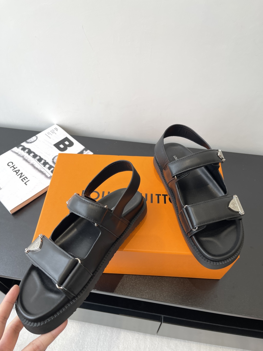 Louis Vuitt0n Slides(EU35-46)