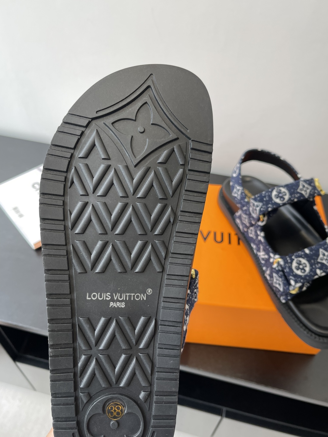 Louis Vuitt0n Slides(EU35-46)