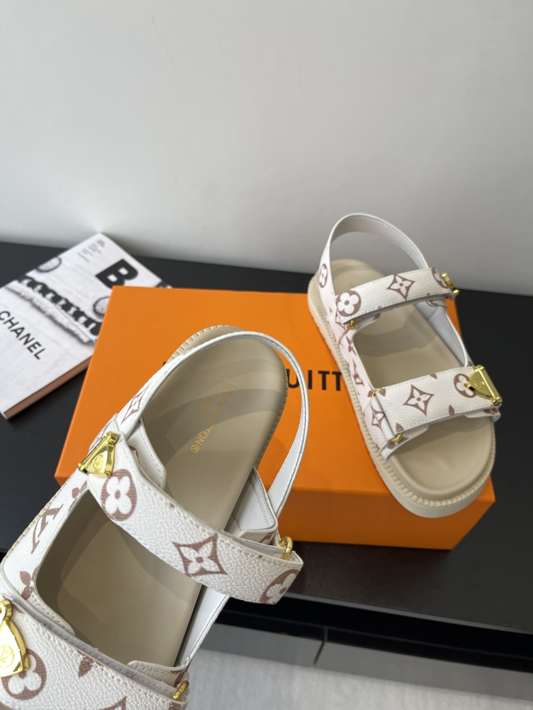 Louis Vuitt0n Slides(EU35-46)