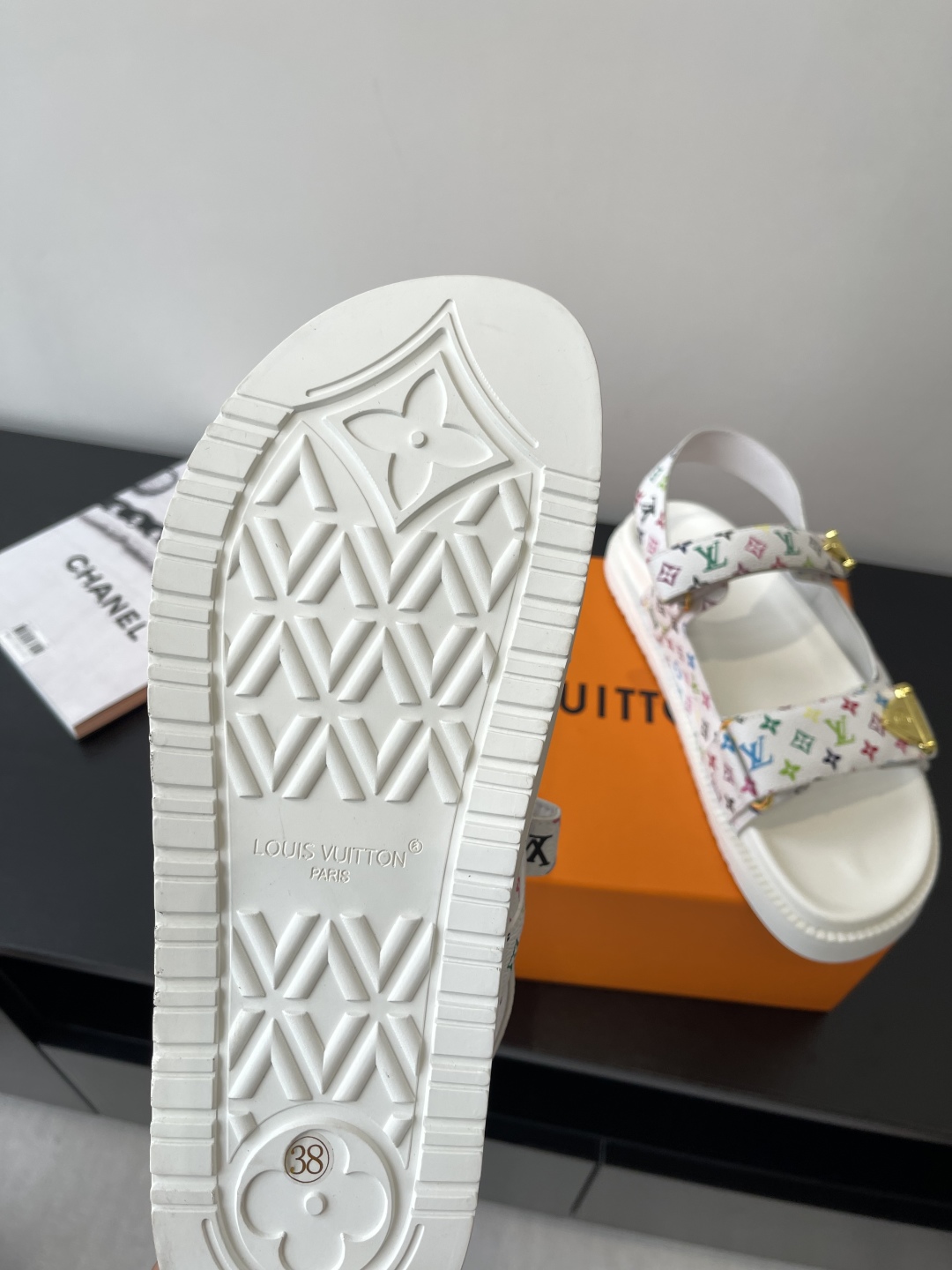 Louis Vuitt0n Slides(EU35-46)