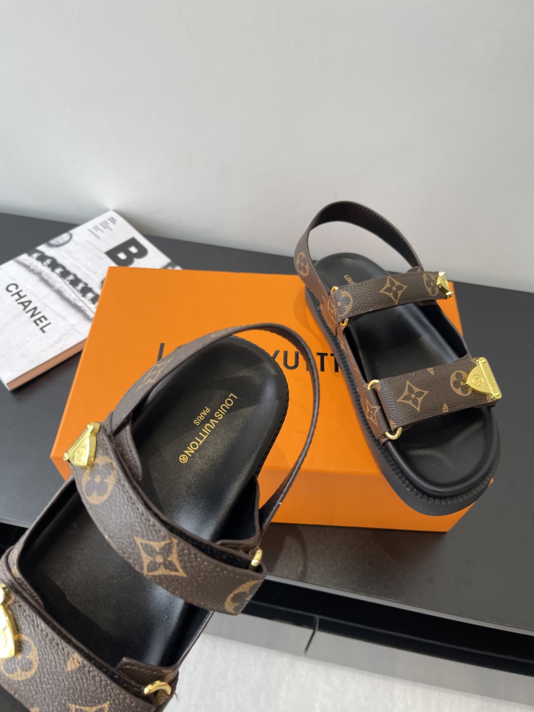 Louis Vuitt0n Slides(EU35-46)