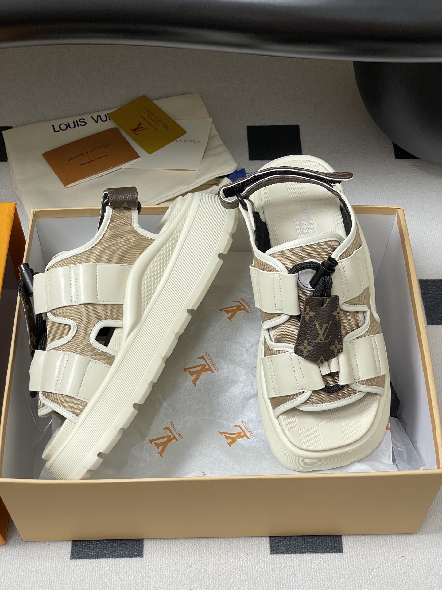 Louis Vuitton Chameleon Sandals-5CM(EU5-42)