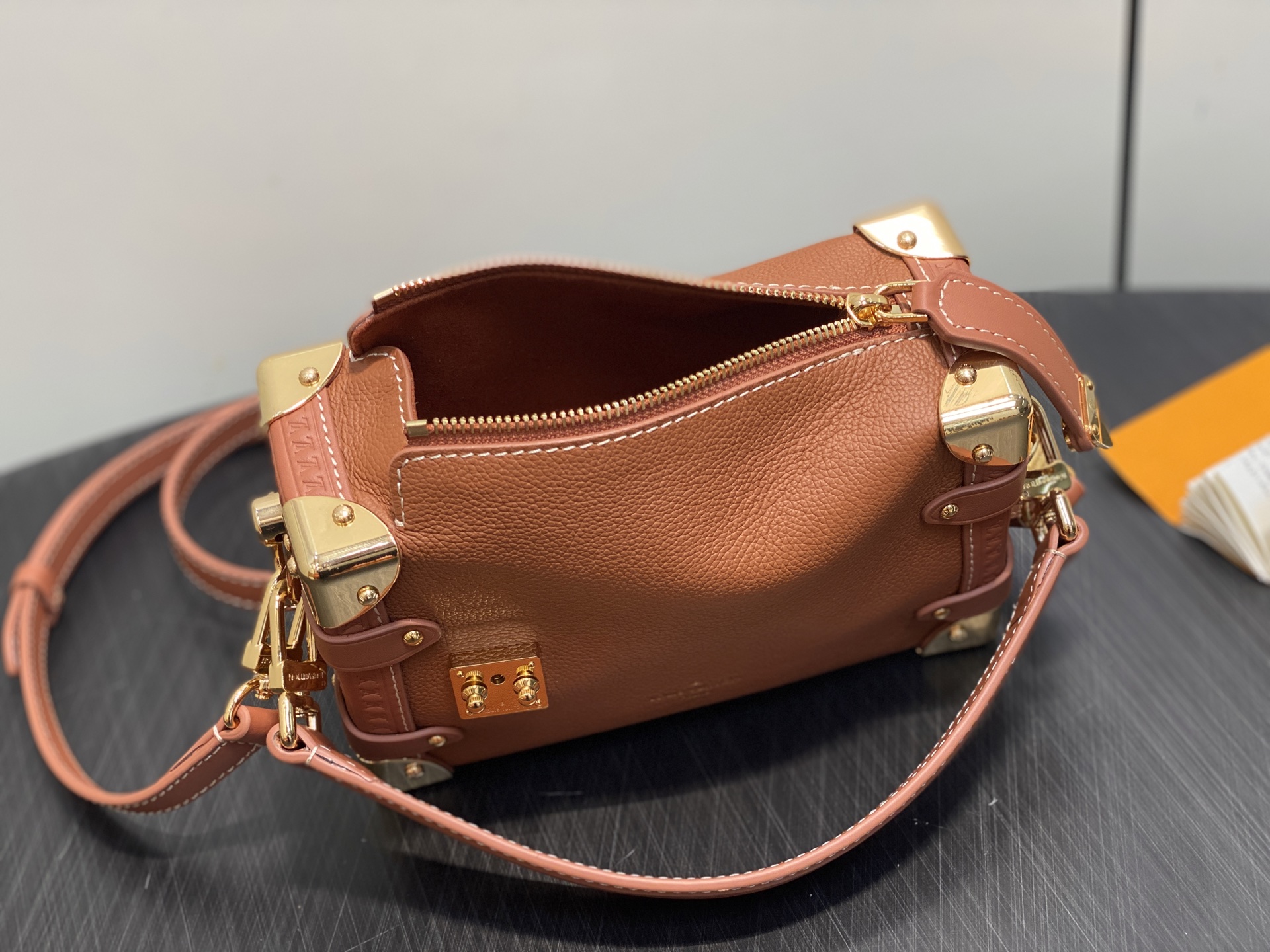 Louis Vuitton Side Trunk Bag (18.0 x 12.5 x 8 CM)