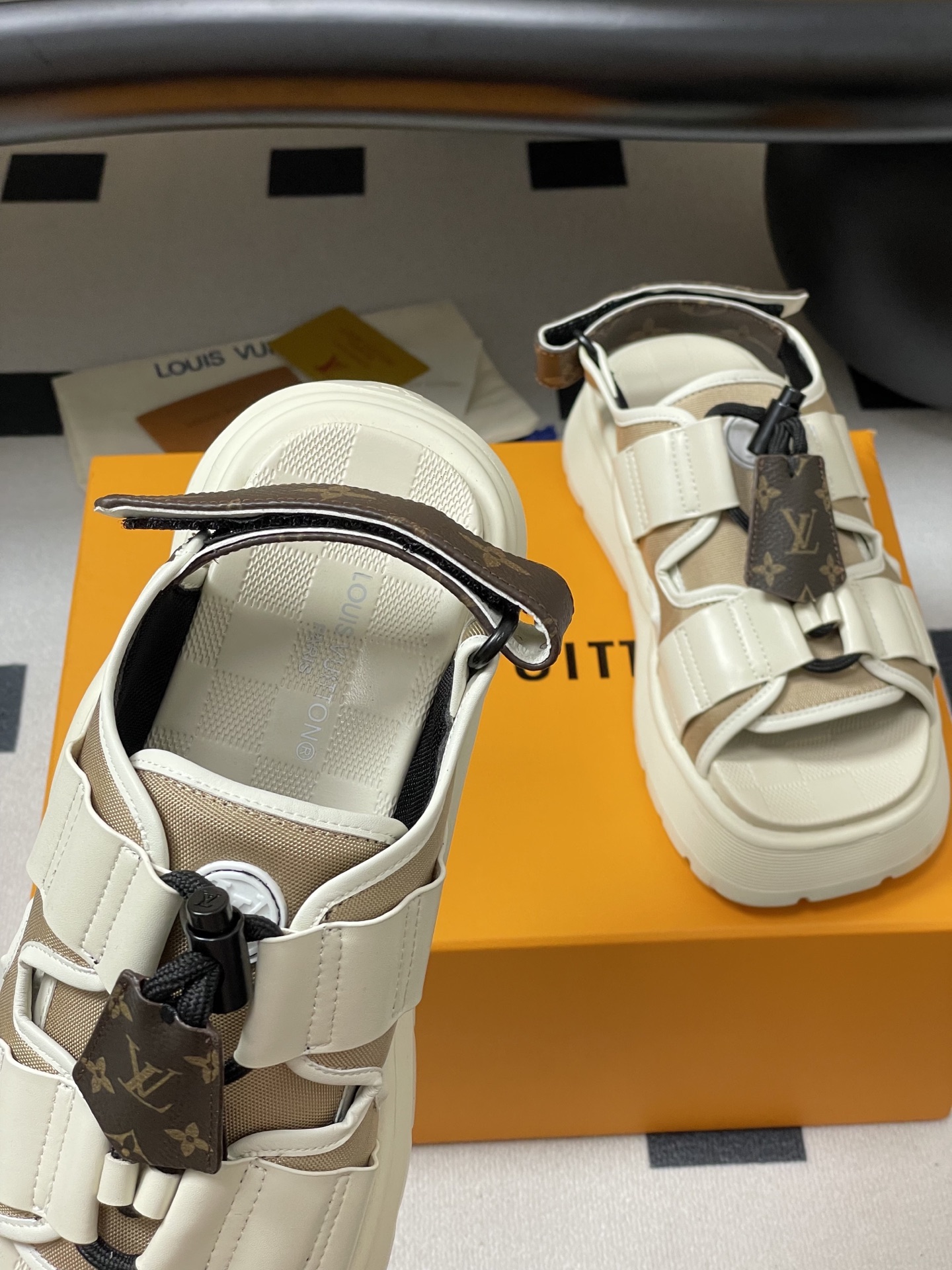 Louis Vuitton Chameleon Sandals-5CM(EU5-42)