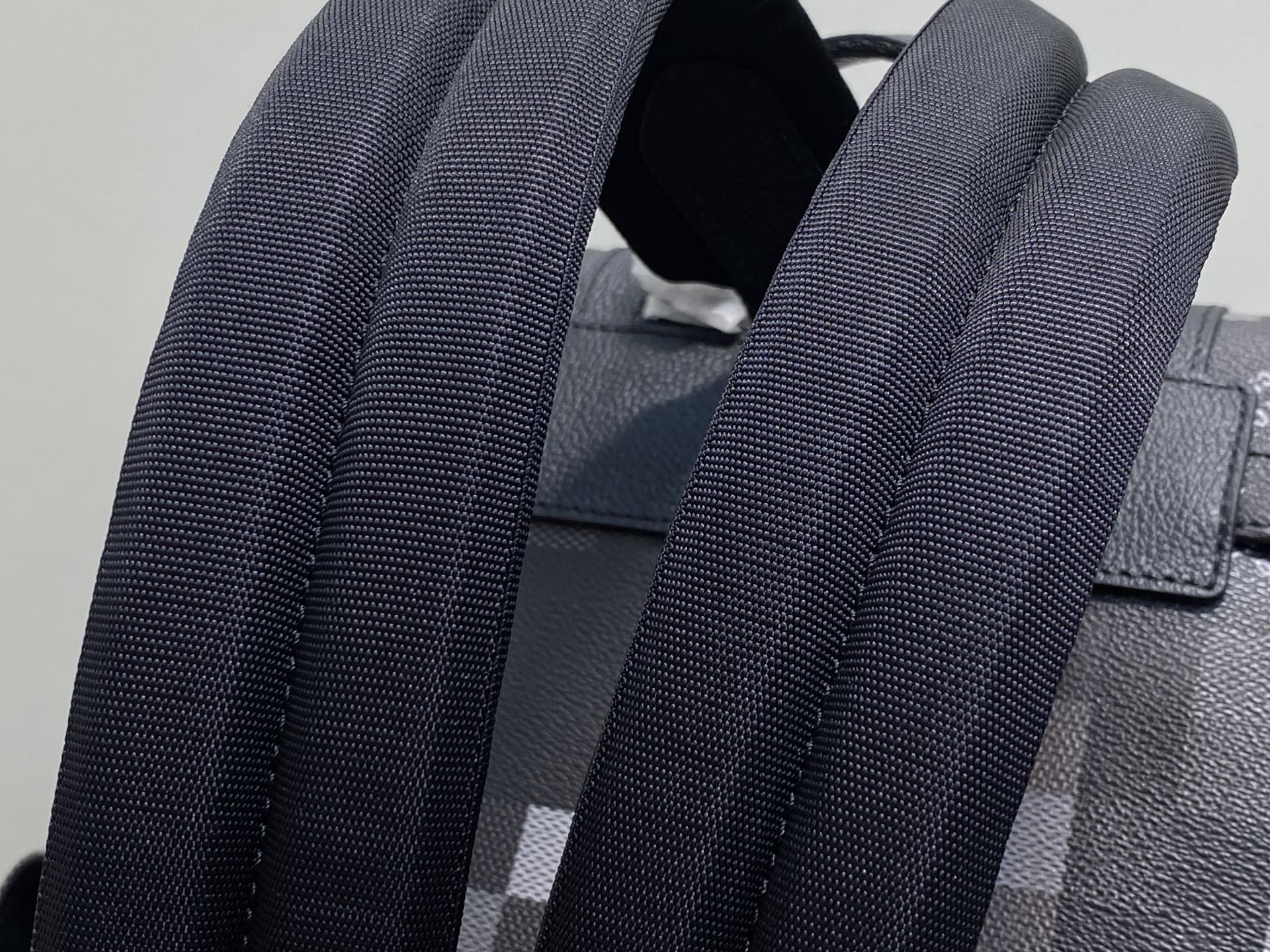 Louis Vuitton Christopher Backpack(38.1 × 43.94 × 12.45CM)