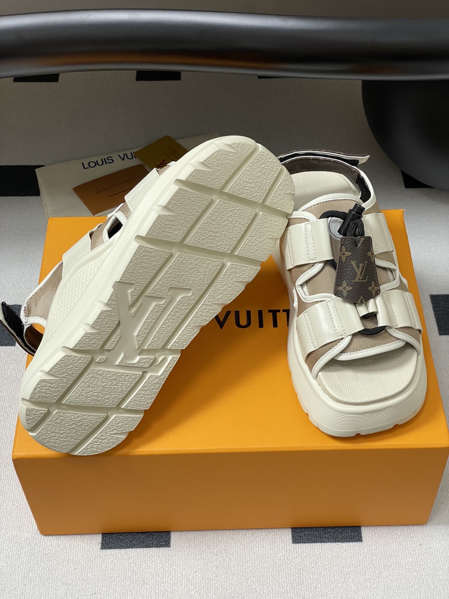 Louis Vuitton Chameleon Sandals-5CM(EU5-42)